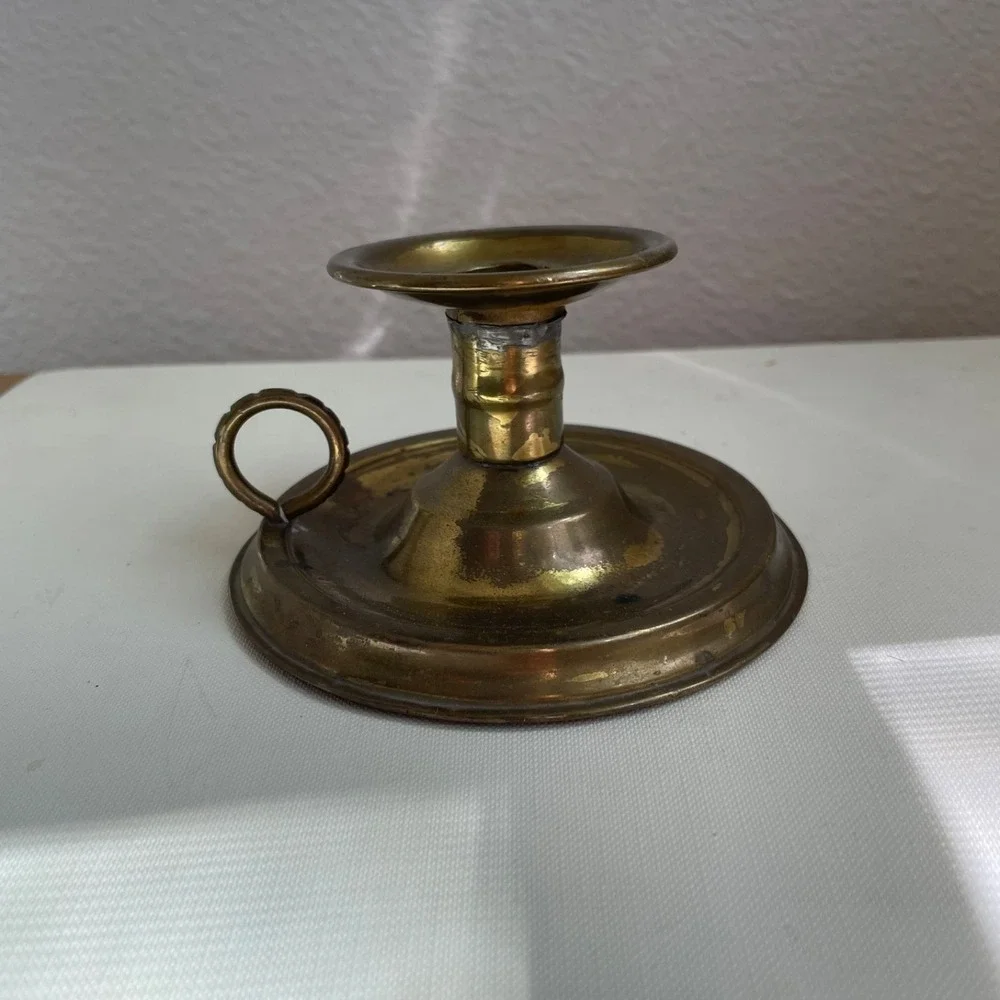Antique Brass‎ Chamberstick Finger Candleholder Ring Handle Drip Tray Patina 4